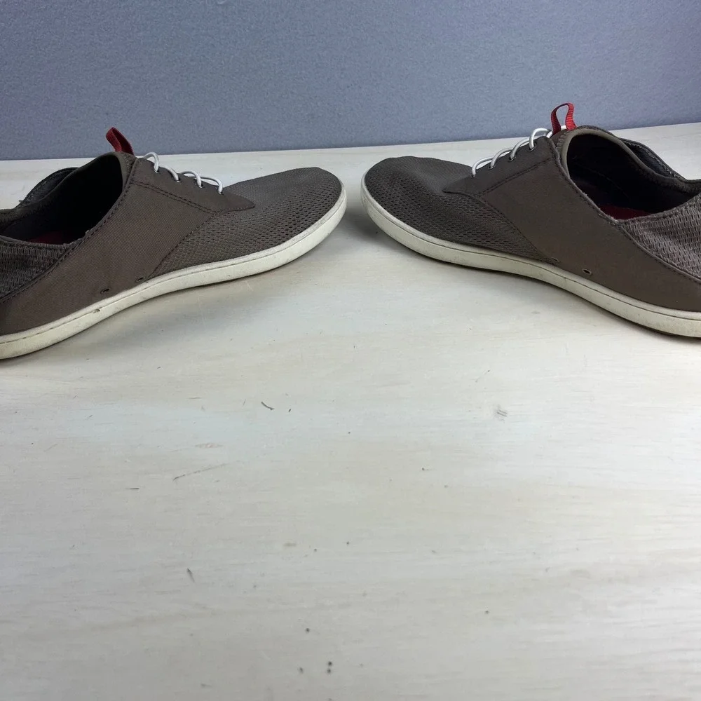 OluKai Nohea Moku Mens 10 Gray Red Boat Shoes Mesh Sneakers 10283-RK13
